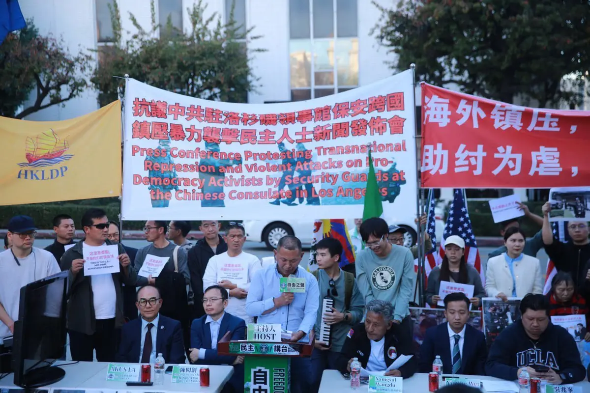 Protesters Who Celebrated Maduro’s Capture Set to Sue Beijing, LA Chinese Consulate Over Attack thumbnail