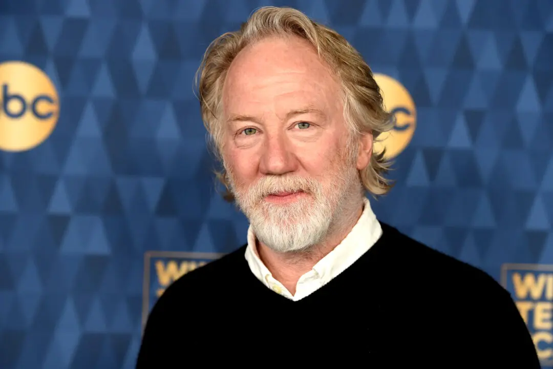 ‘West Wing’ Actor Timothy Busfield Turns Himself In to Face Child Sex Abuse Charges in New Mexico