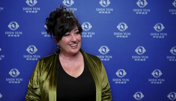 Shen Yun ‘Performers Are Perfect,’ Says Modesto Theatergoer