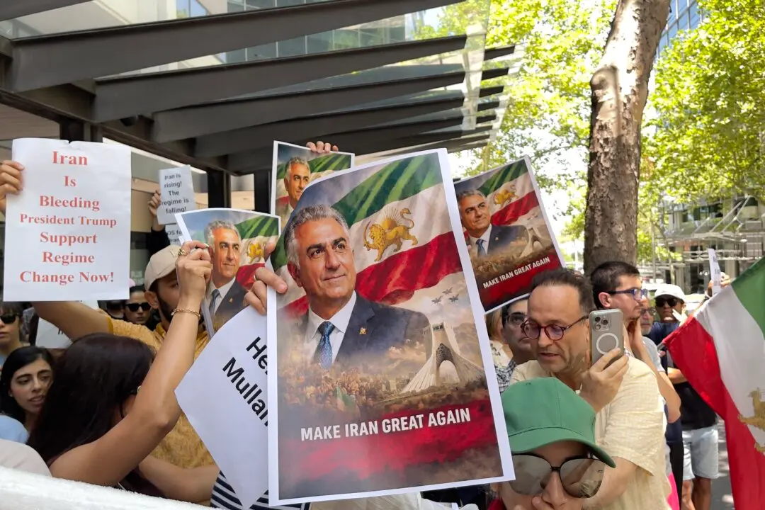 Islamism–Marxism Hybrid at Heart of Iran’s Unrest, Says Expat