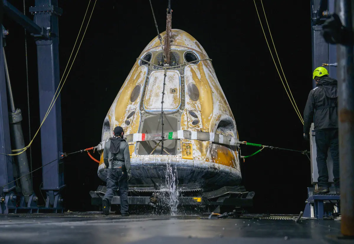 Day in Photos: Ailing Astronaut Returns to Earth, UN Secretary-General Speaks, and European Troops Arrive in Greenland thumbnail