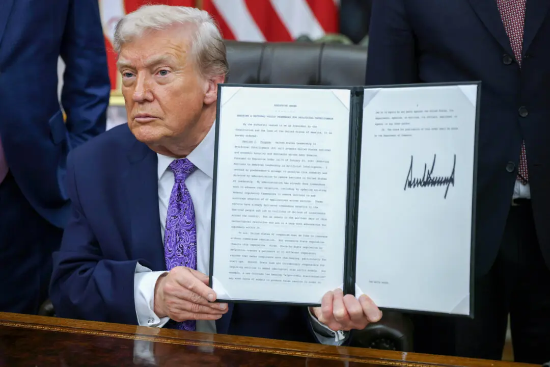 Trump Signs Executive Orders