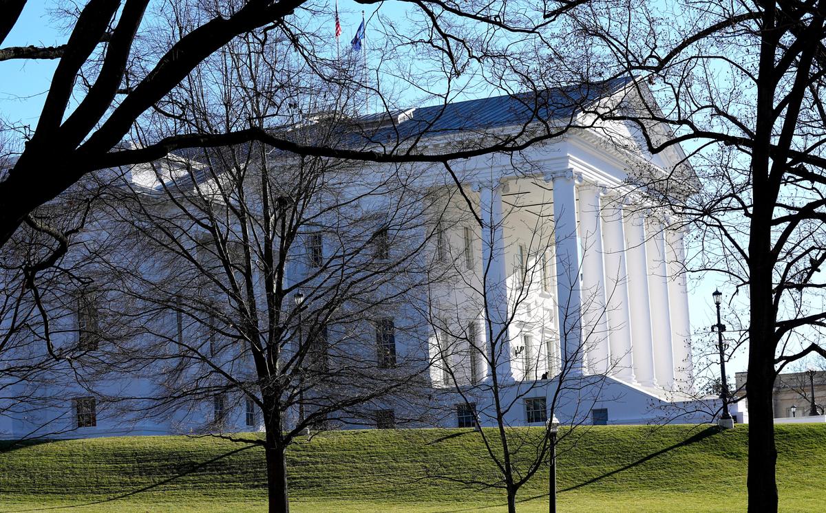 Judge Temporarily Blocks Referendum to Redraw Virginia’s Congressional Map