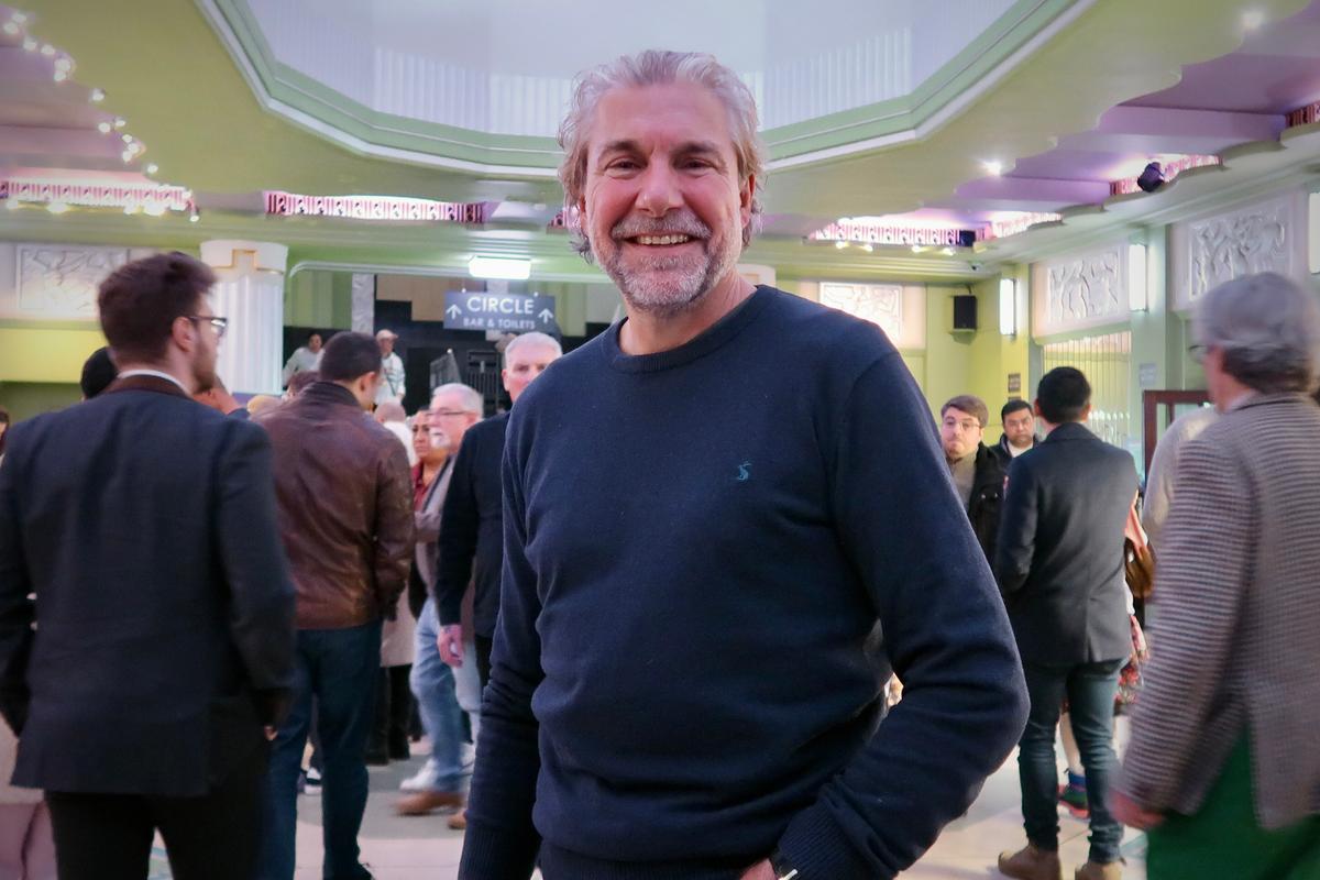 Financial Advisor Impressed by Shen Yun