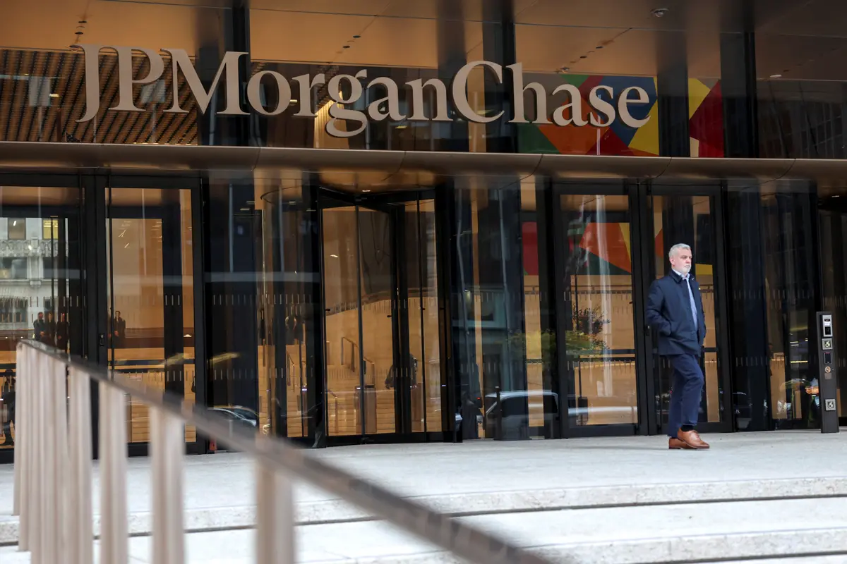 Trump Sues JPMorgan Chase Over Alleged Debanking