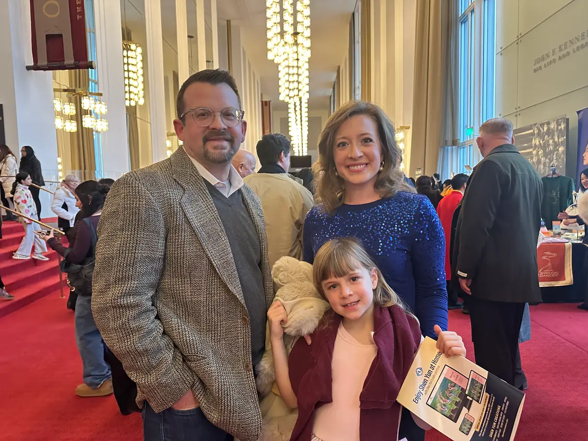 ‘We Loved It’: District of Columbia Theatergoer Says About Shen Yun