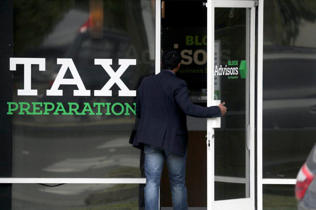 Tech CEOs, Founders React to Proposed California Billionaire Tax