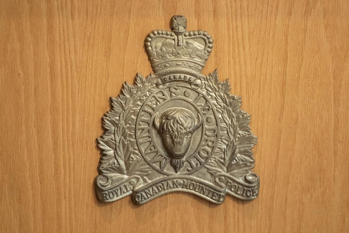 6 Men Arrested for Allegedly Damaging Vehicles in Alberta to Pressure Sellers Into Lower Prices