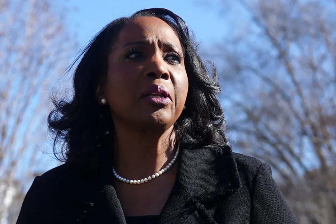 Supreme Court Seems Reluctant to Allow Trump’s Firing of Fed Governor