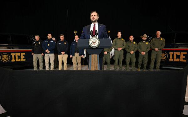 Vance Urges Minnesota Law Enforcement to Cooperate More With Federal Authorities