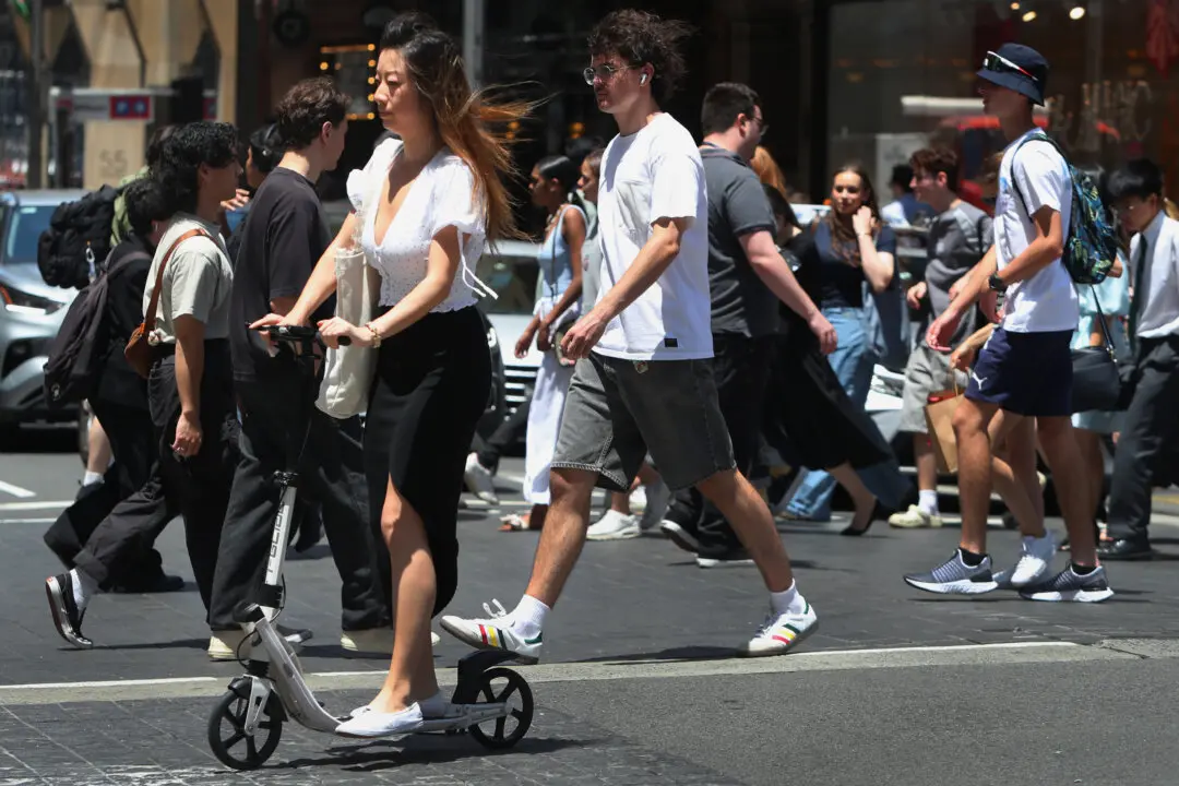 Latest Data Under Spotlight as Pressure Builds on Rates