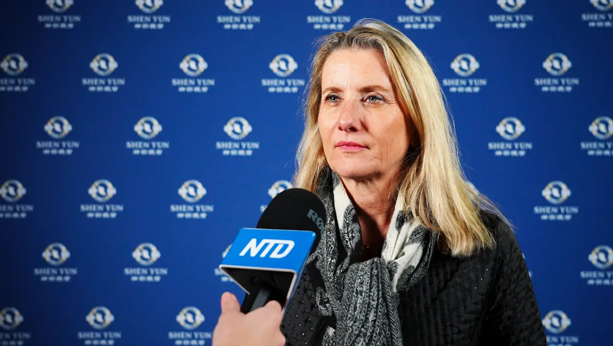 Shen Yun Brings ‘Big Smiles’ and ’Hope,' Says Senior UN Official