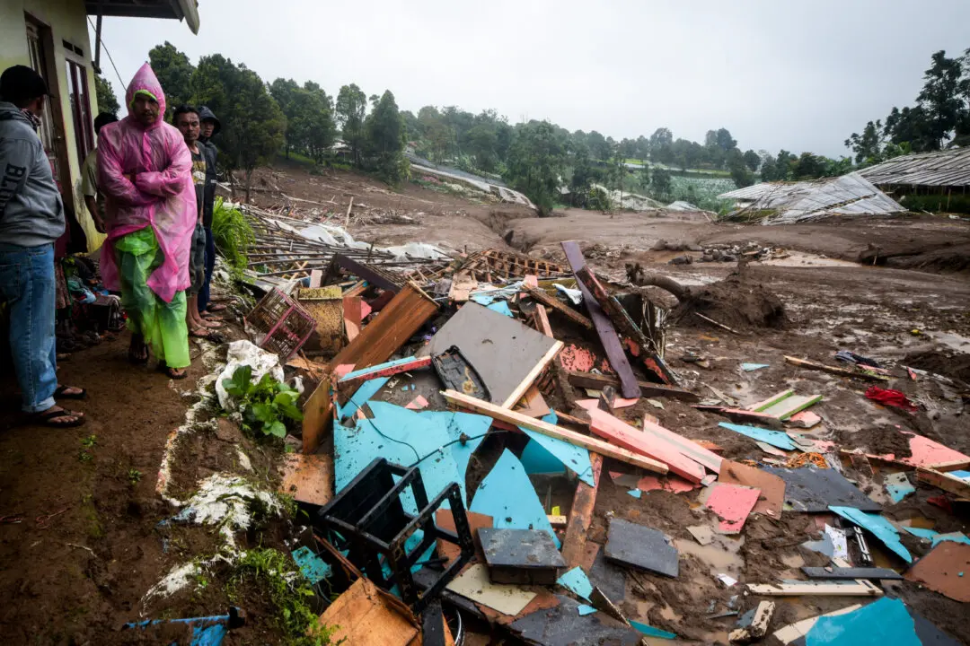 Seven Dead, 82 Missing in Indonesian Landslide, Disaster Agency Says