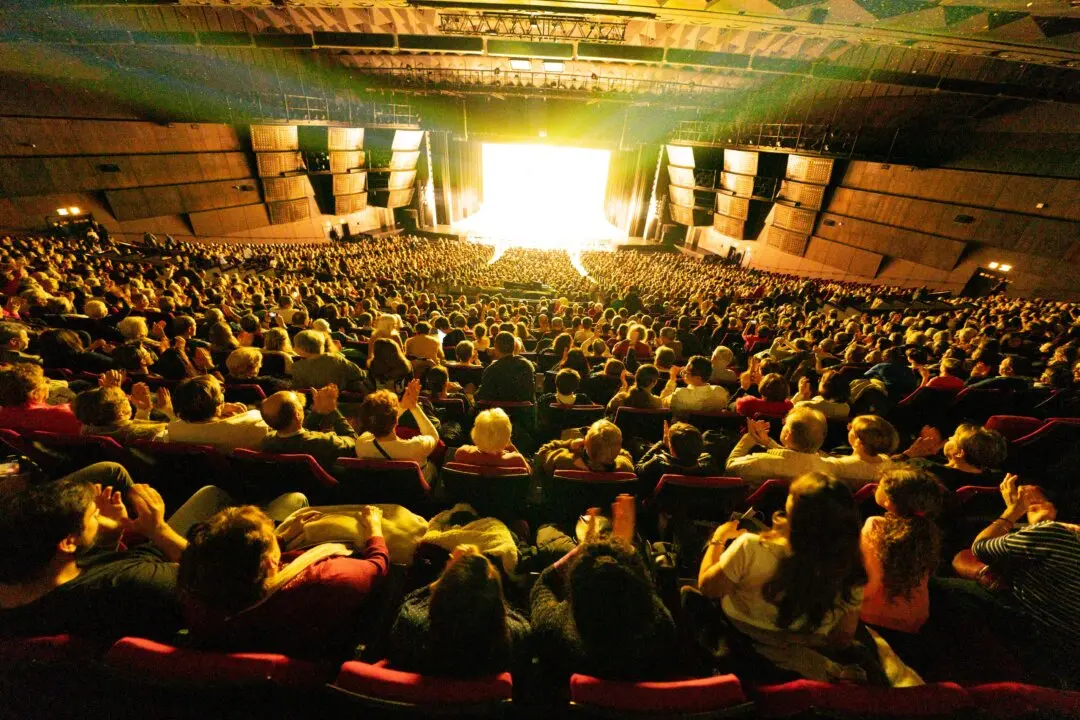 ‘Almost a Voyage of Initiation’—International Relations Official’s Perspective on Shen Yun