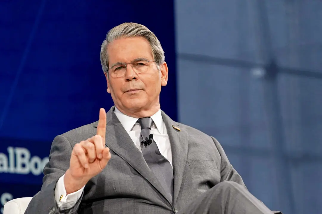 US Treasury Secretary Says Canada Can’t Become ‘Opening’ for ‘Cheap’ Chinese Goods