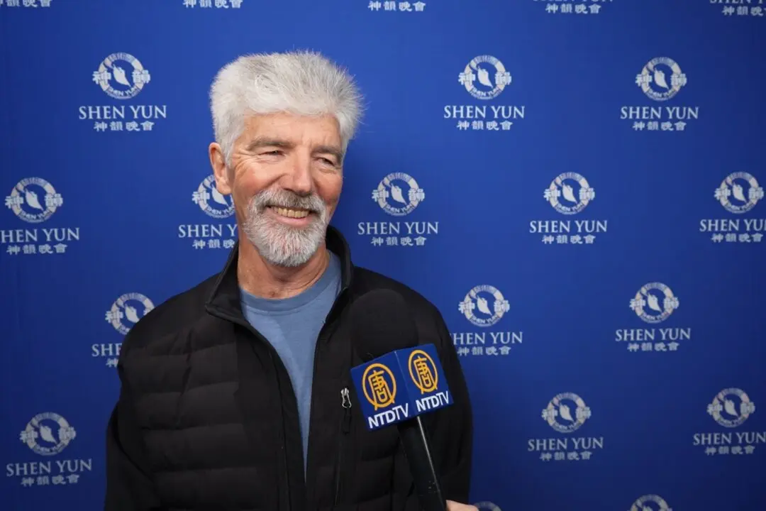 Atlanta Theatergoer Calls Shen Yun ‘Fantastic’