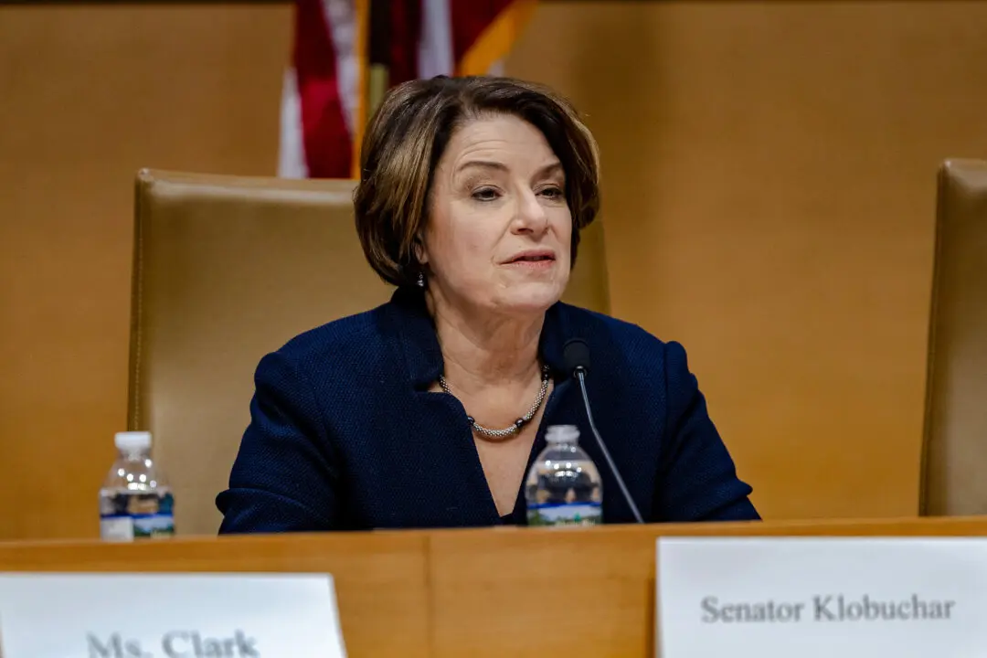 Sen. Amy Klobuchar Launches Minnesota Governor Bid