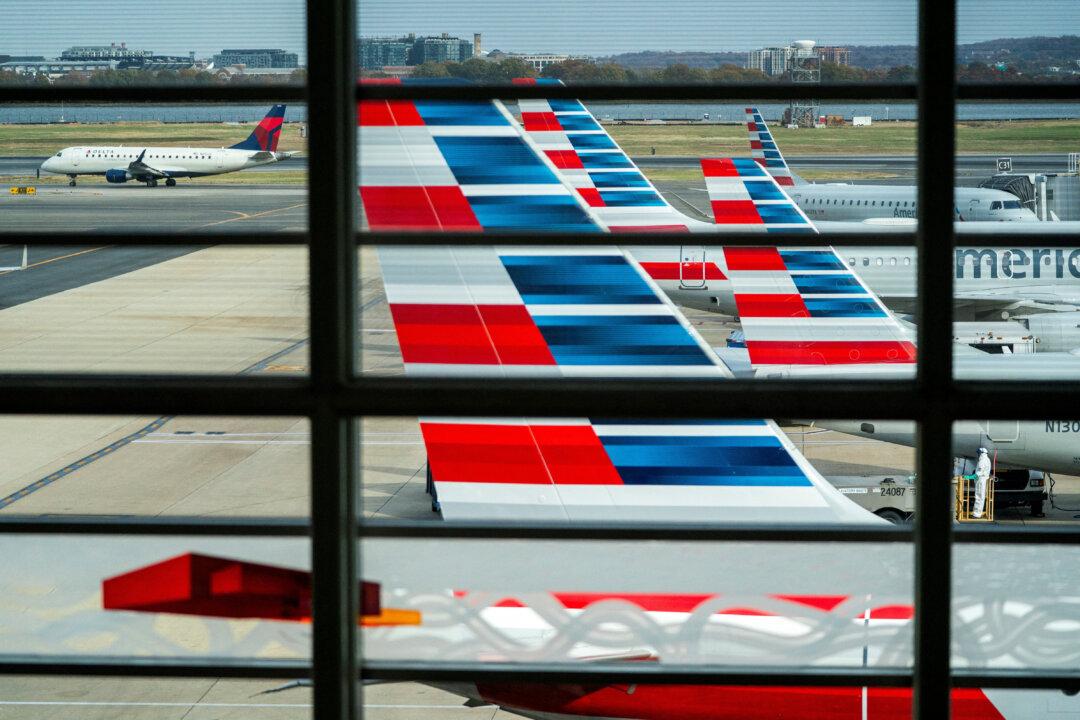 American Airlines Plans to Resume US Flights to Venezuela After Trump Moves to Open Airspace