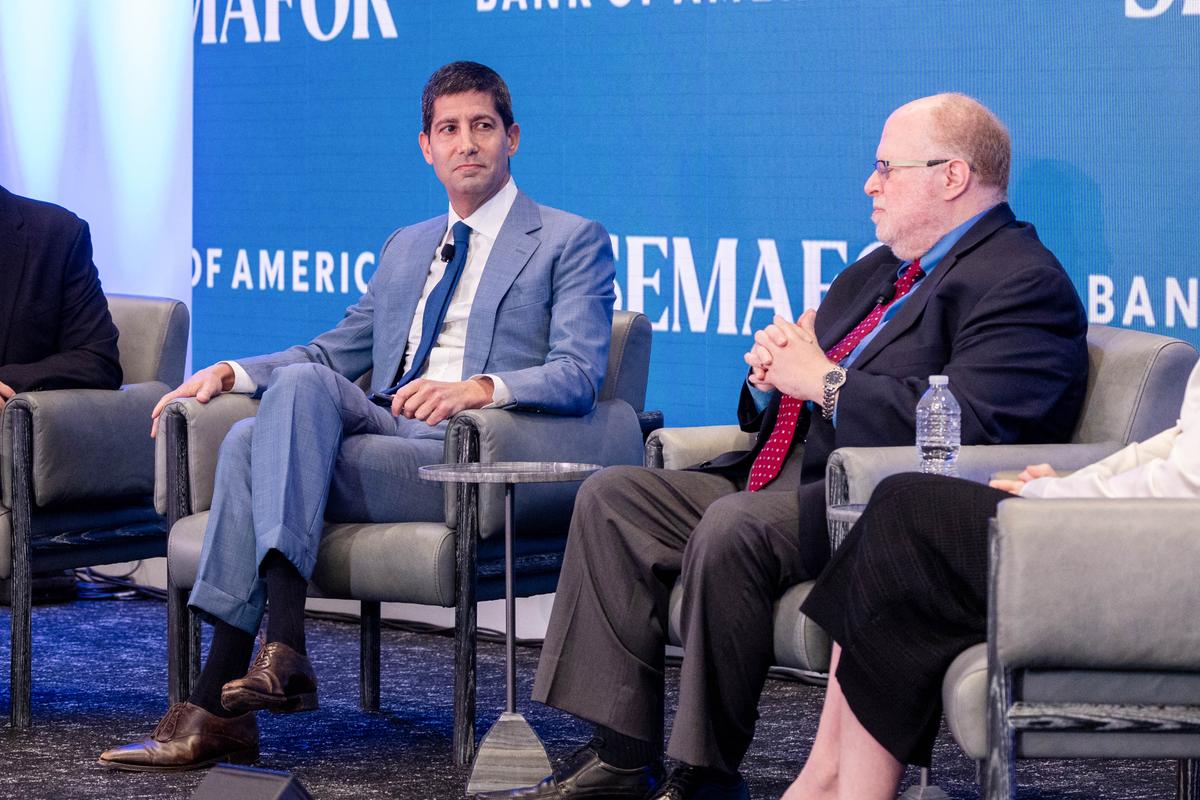 Trump Picks Kevin Warsh as New Federal Reserve Chair