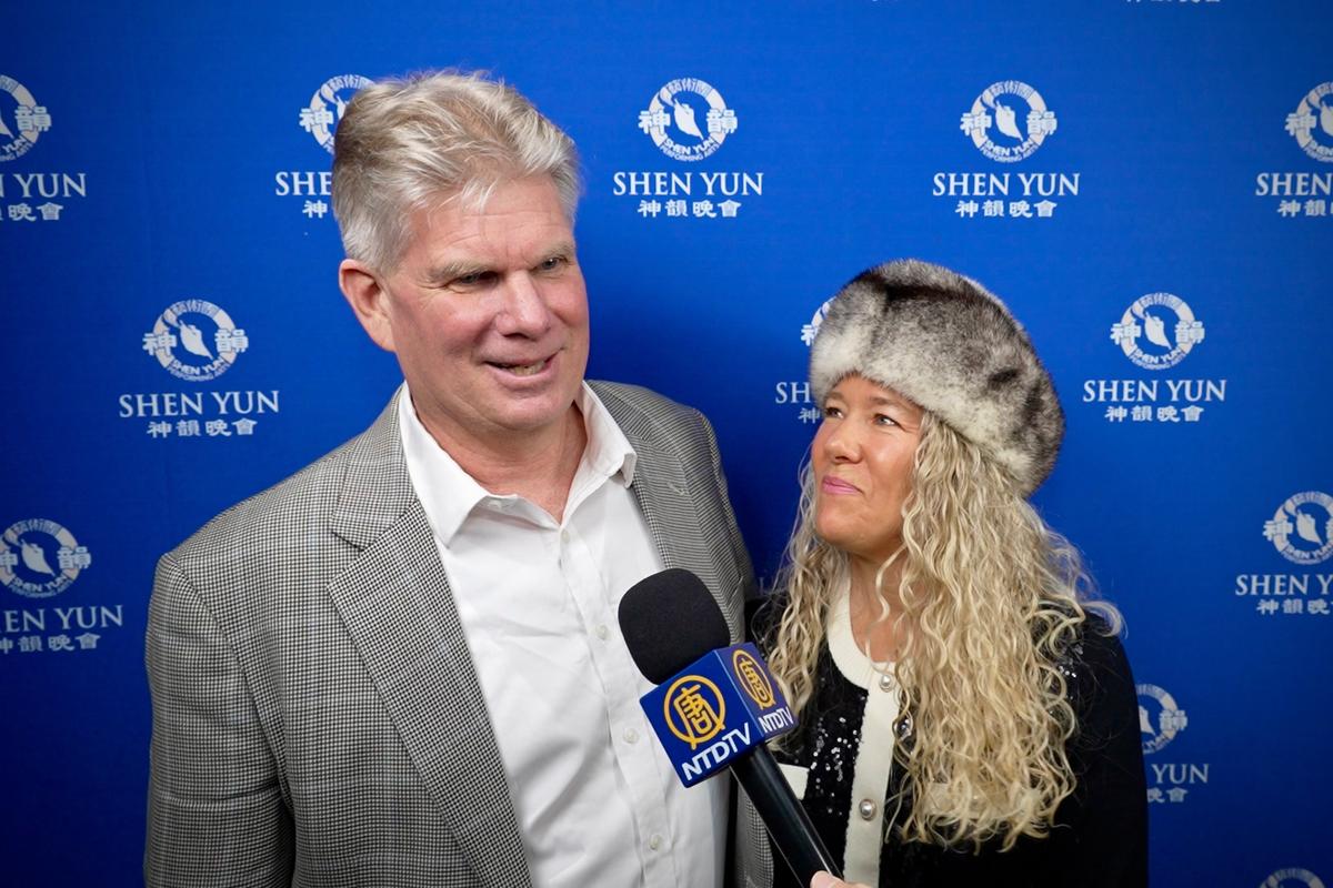 Georgia Tech ProfessorSays Shen Yun Is ‘A Unique’ Production