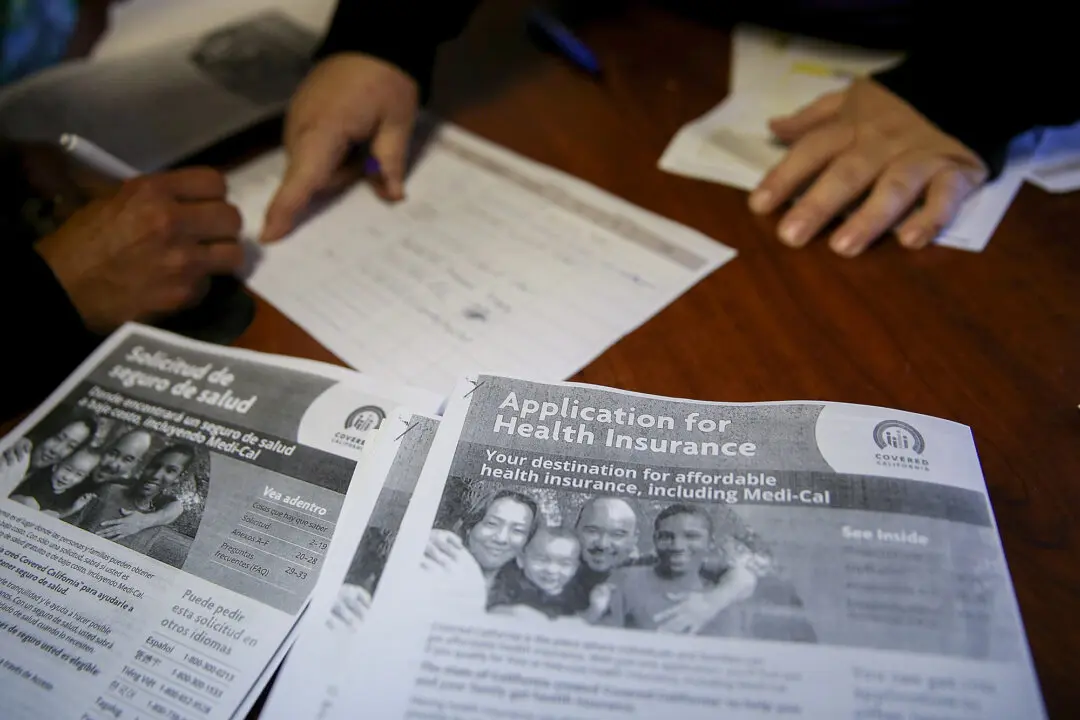 Family Health Plans Average a Record $11,000 for Employees