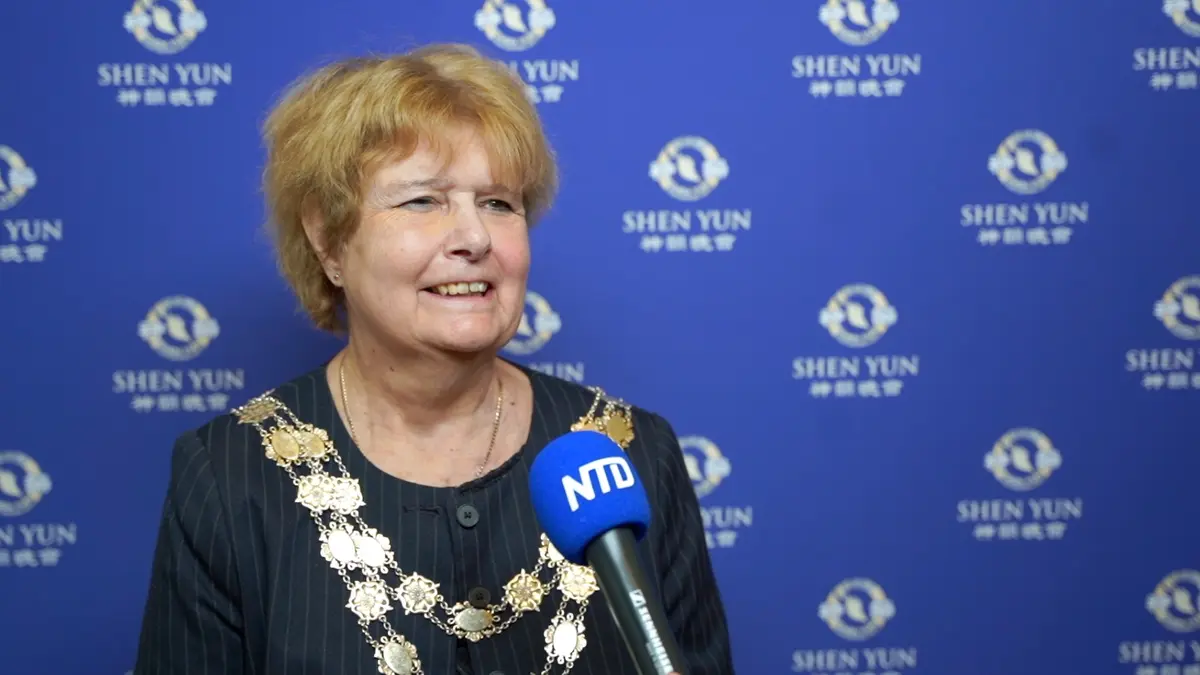 ‘Fascinating’: Mayor of Bournemouth Impressed With Shen Yun