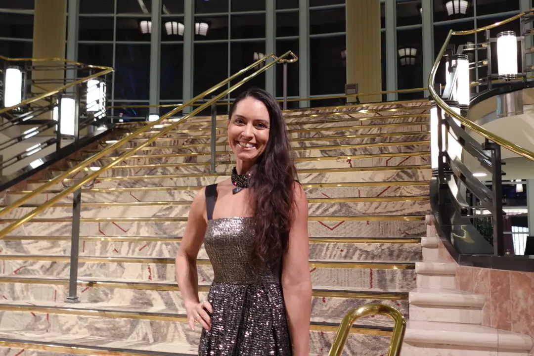 Former Ballet Dancer Highly Impressed With Shen Yun