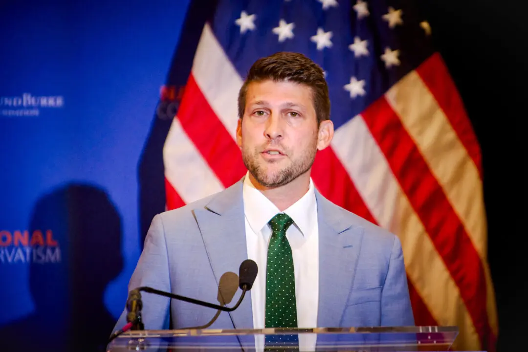 Pediatric Association Tries to Drop its Own Lawsuit Against Florida AG