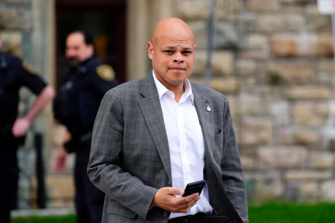 Tory MP and J.D. Vance Friend Jamil Jivani Headed to Washington to Help With Trade Deal