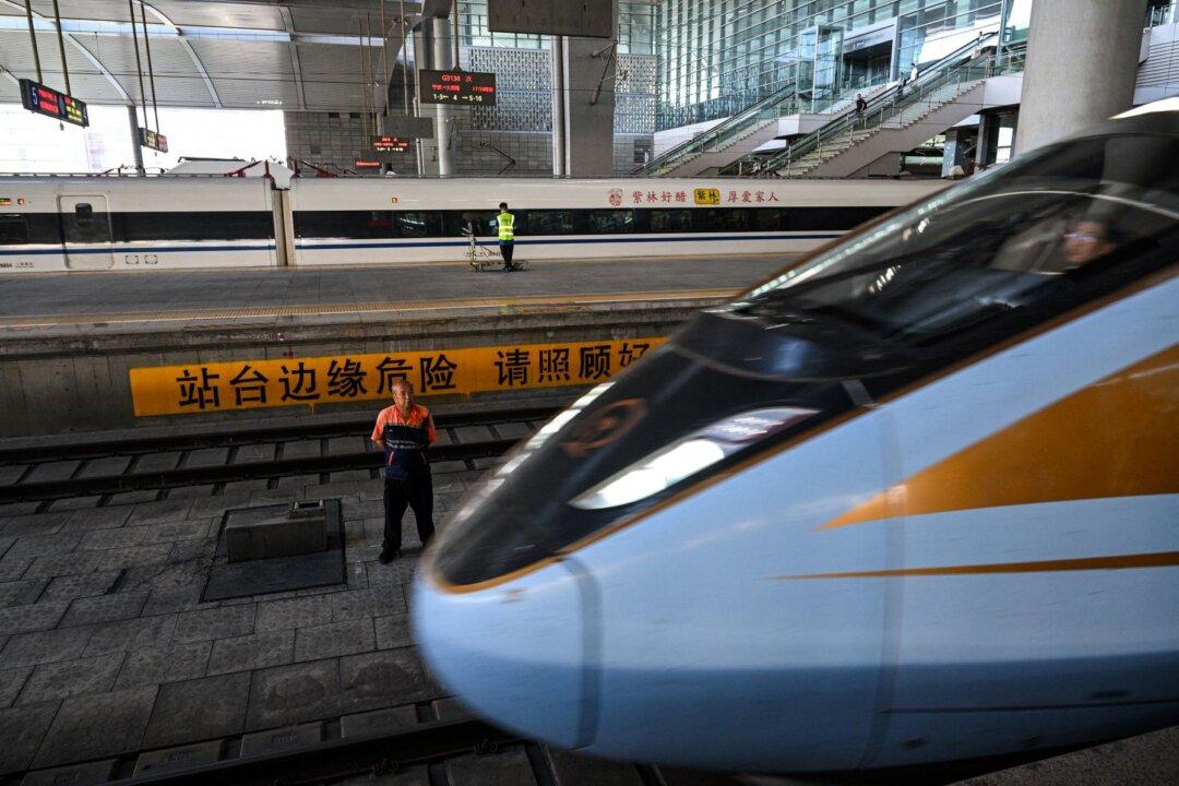 Smart Rail Project in China Ends in Closure, Debt, and Silence 3 Years After Opening
