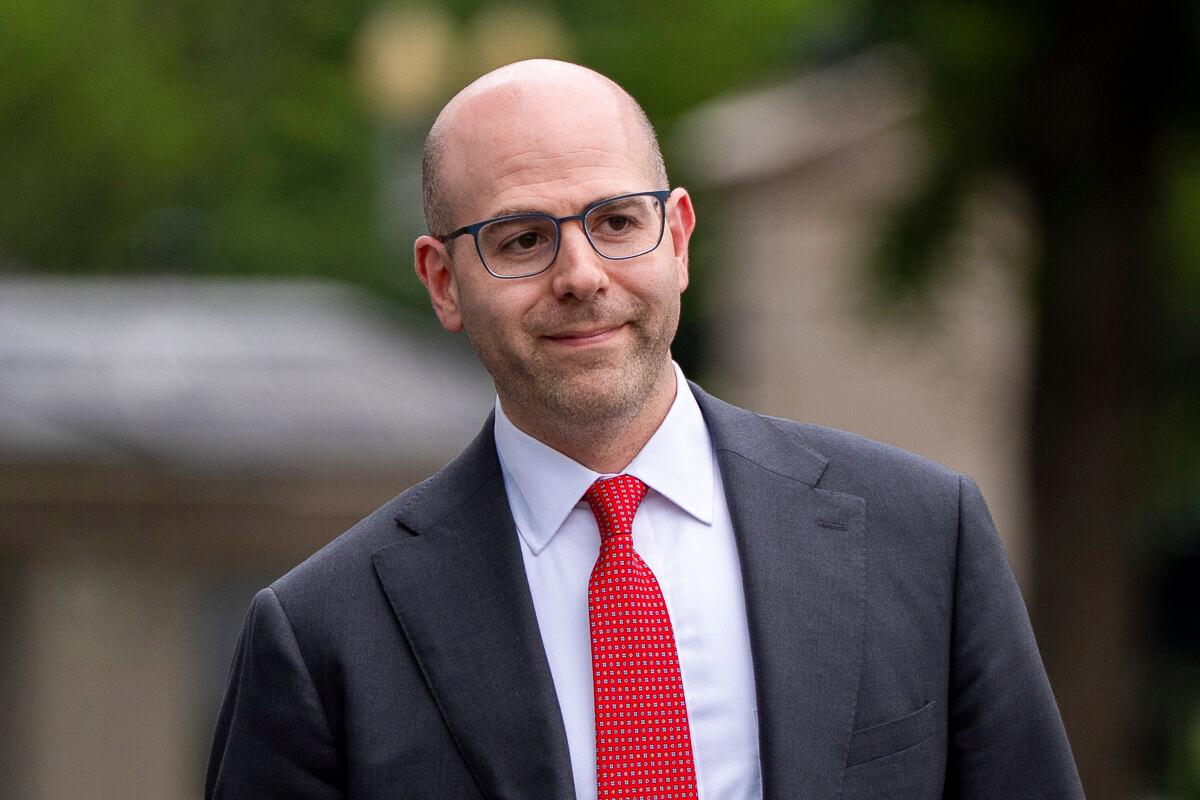 Fed Governor Stephen Miran Resigns From White House Post