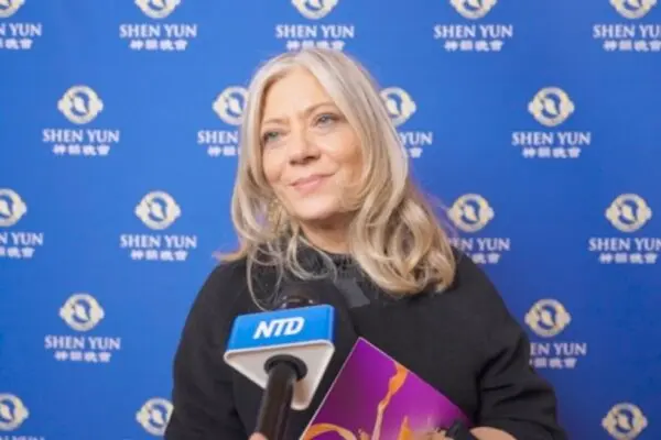 Shen Yun the ‘Most Beautiful Thing,’ Says Bari, Italy, Audience Member