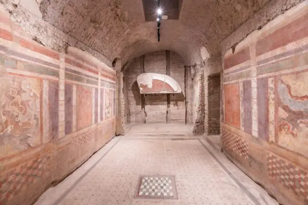 Ornate Underground Roman House Featured in Live Video Tours
