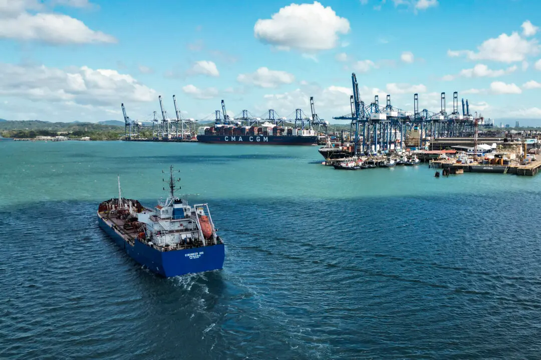 Panama Removes Hong Kong Company’s Workers From Ports