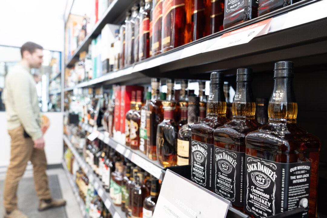 Some US Alcohol to Return to Quebec Stores Before Quality Drops, Minister Says