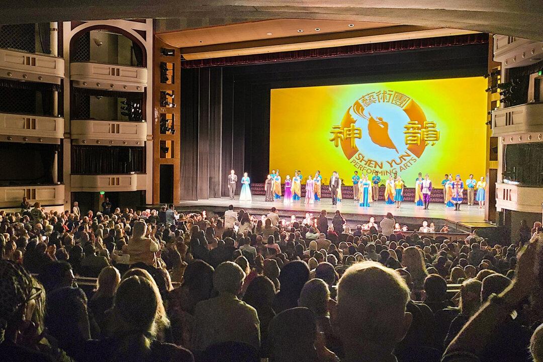 Shen Yun Is Using the Arts to ‘Regenerate the Culture’: Says Theatergoer in St. Petersburg