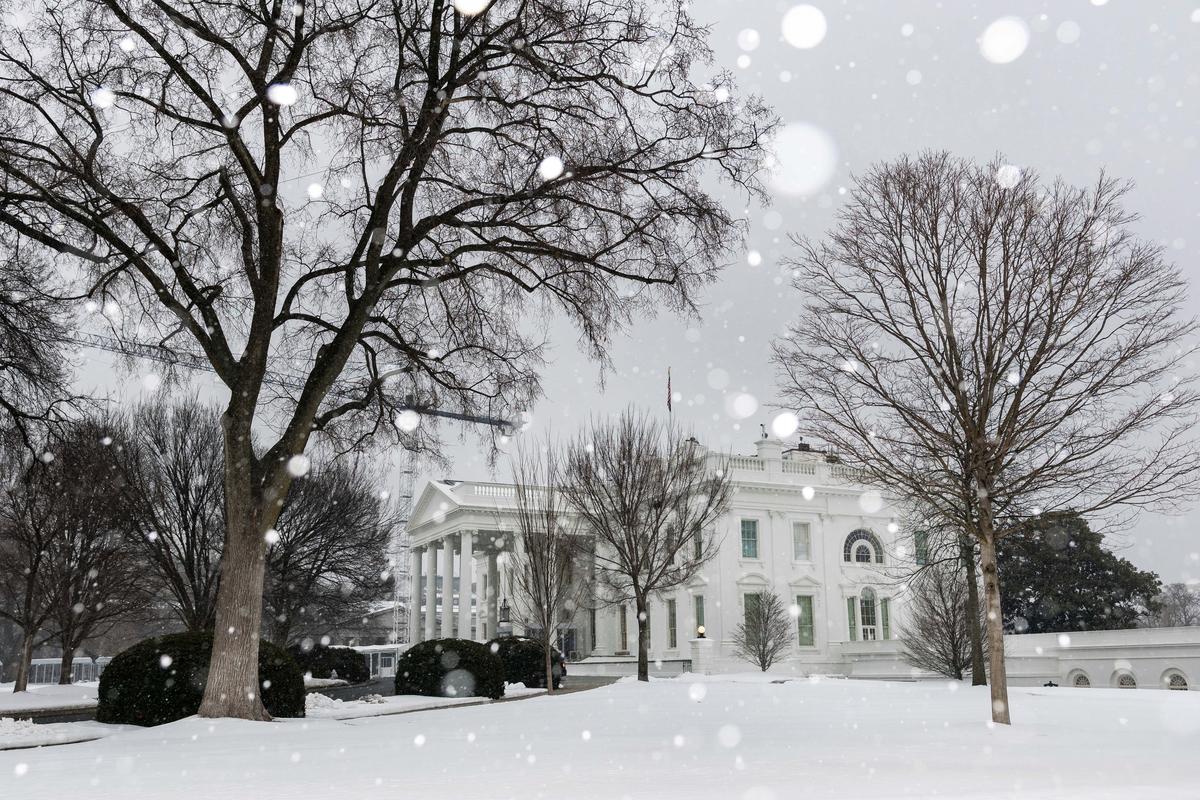 Democratic Governors Threaten Boycott of White House Gathering