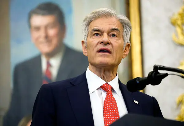 LIVE NOW: Dr. Oz Holds White House Press Briefing (June 2)