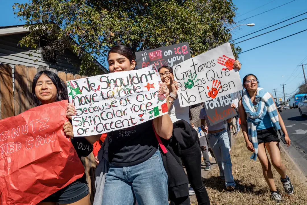 Texas Probing School Districts Over Immigration Enforcement Protests