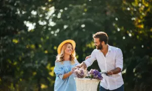 Do Men and Women Still Believe in the Value of Masculine Virtues?