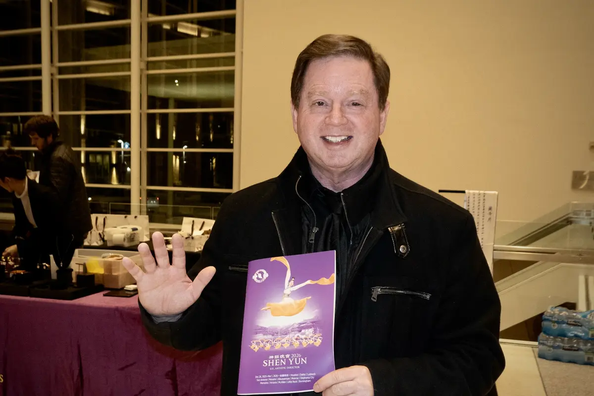 ‘Something Called Me’ to See Shen Yun: Doctor