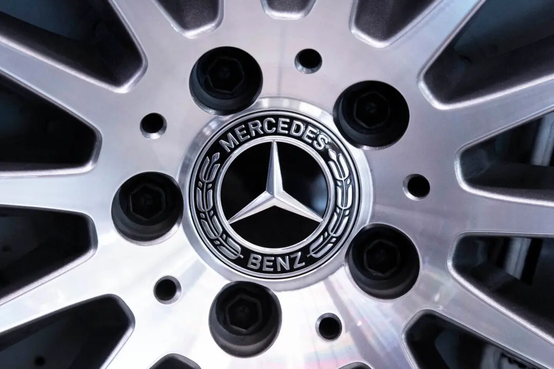 Mercedes-Benz Recalls Nearly 12,000 Vehicles, Says Battery Packs Could Ignite