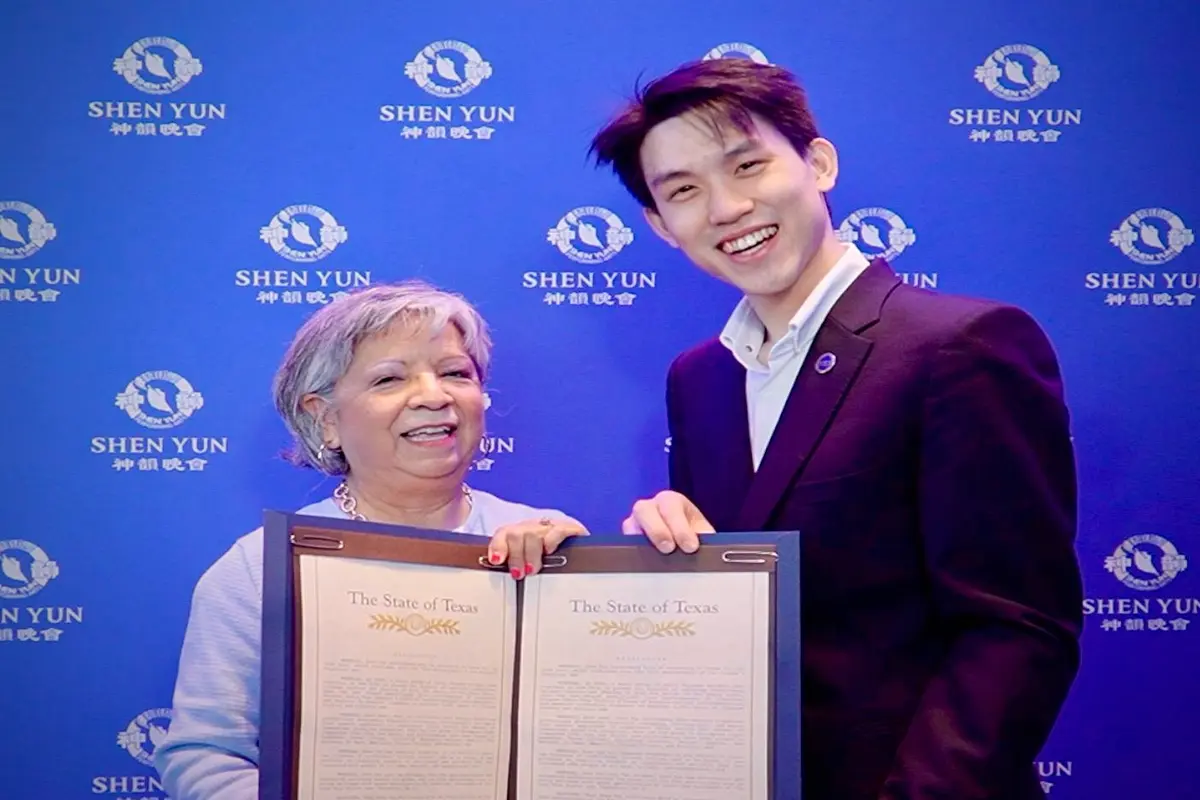 Shen Yun ‘Is a Must-See,’ Says Texas District Director