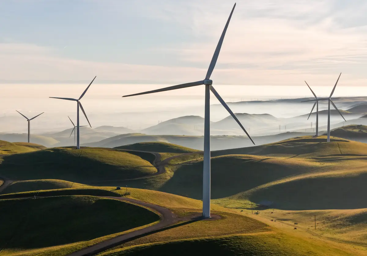 Trump Criticizes UK–California Net-Zero Pact as Newsom Pushes Transatlantic Ties