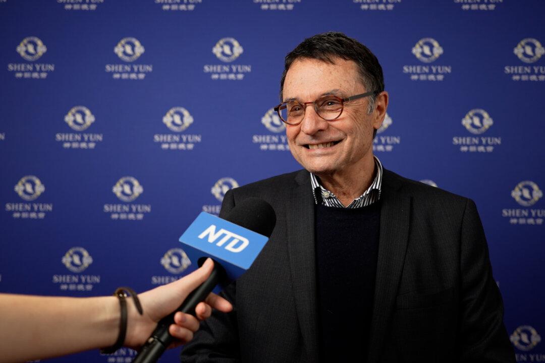 Swiss Politicians Impressed by Shen Yun’s Tribute to ‘China Before Communism’