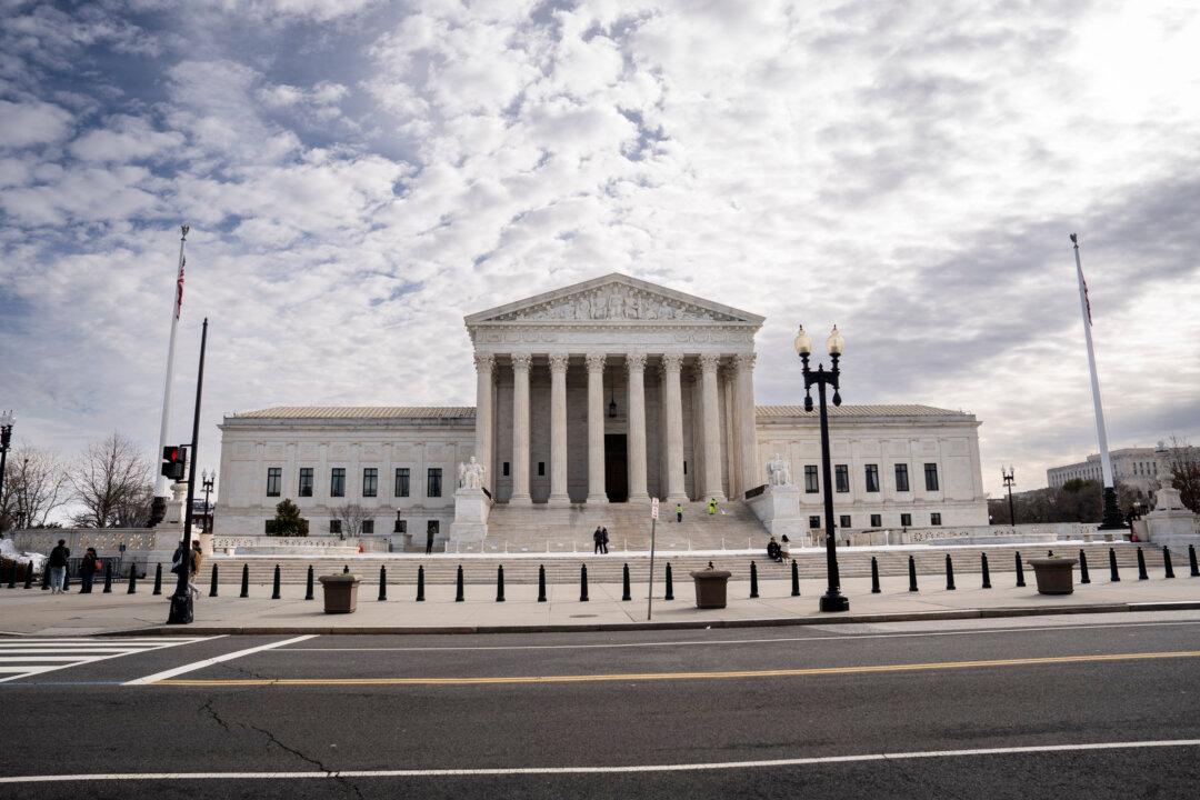 Supreme Court Won’t Hear Challenge to Ban on Felons Owning Guns