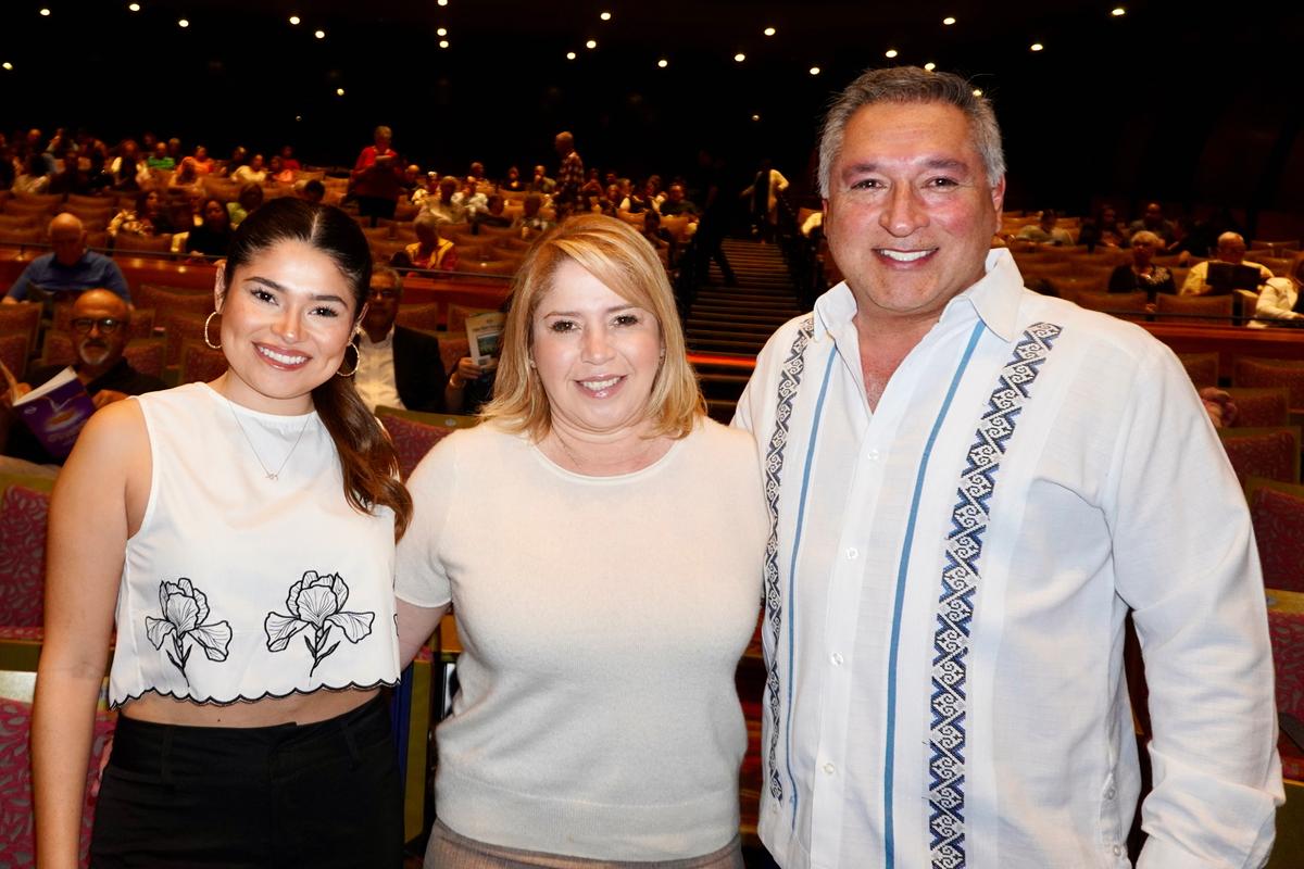 Shen Yun Is ‘Just Incredible. I Love It,’ Says Texas Mayor