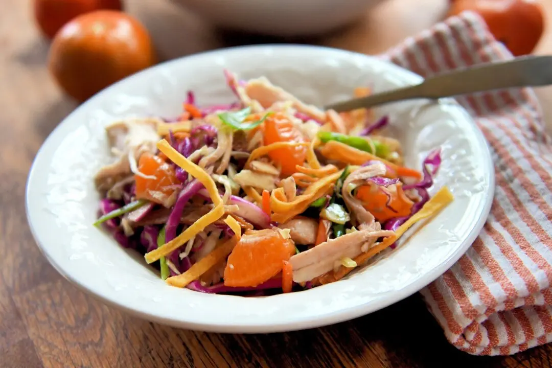 5 Dishes to Make With a Grocery Rotisserie Chicken