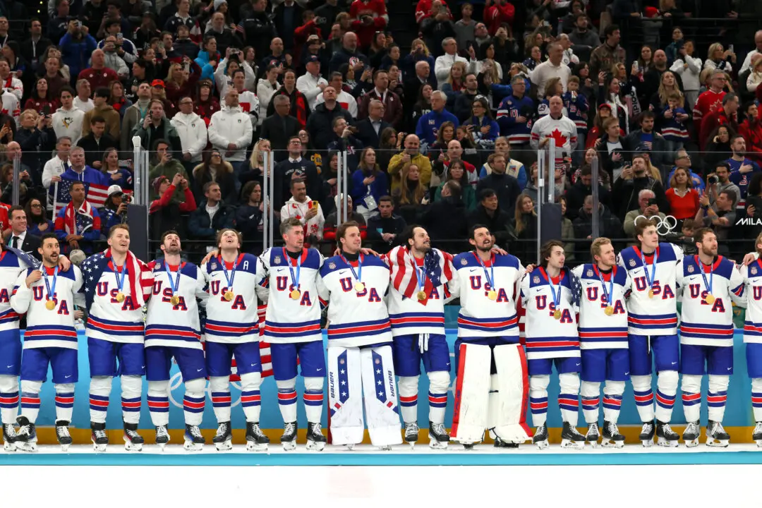 Trump Invites US Hockey Teams to State of the Union After Olympic Gold Wins