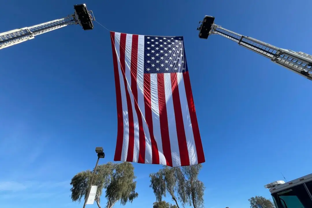 Hundreds Gather to Say Farewell to Fellow Officers Who Died in Helicopter Crash